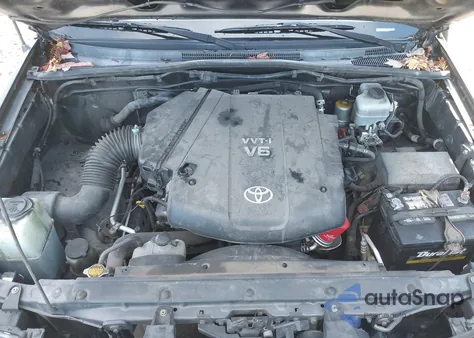 2011 Toyota Tacoma Base V6 z USA, uszkodzony, nr VIN 3TMLU4EN1BM074461